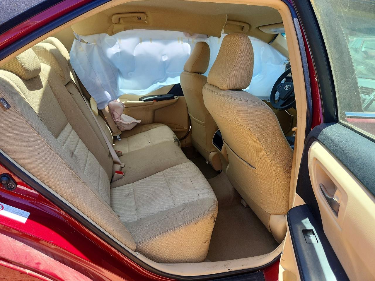 2017 TOYOTA CAMRY LE photo 10