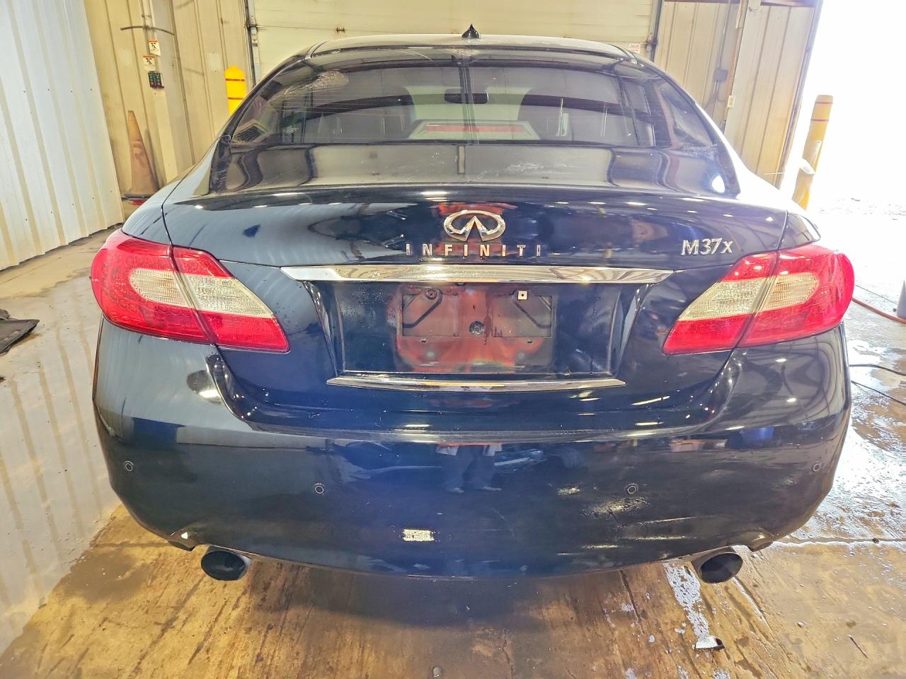 2013 INFINITI M37 X photo 16