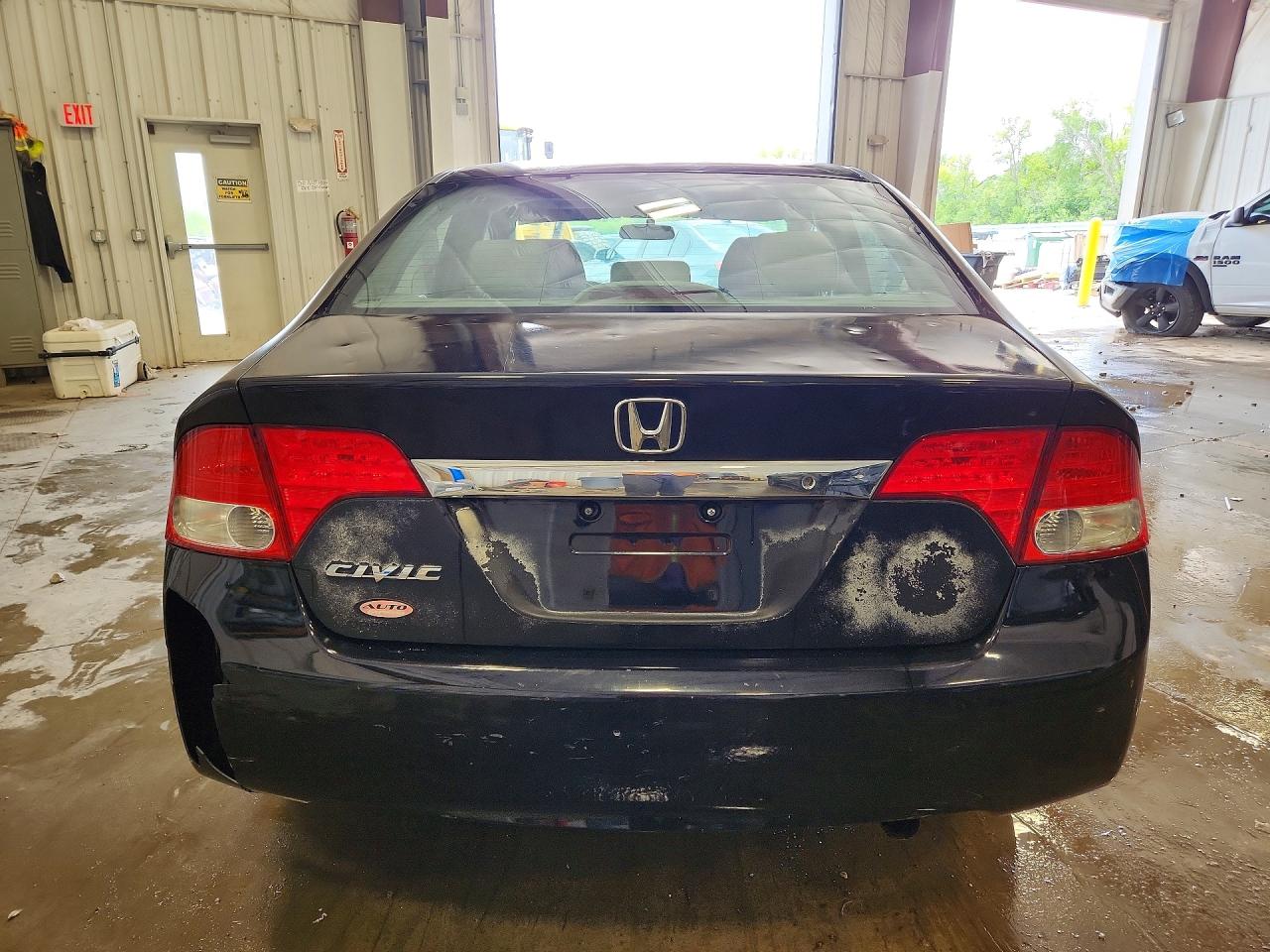 2010 HONDA CIVIC LX photo 16