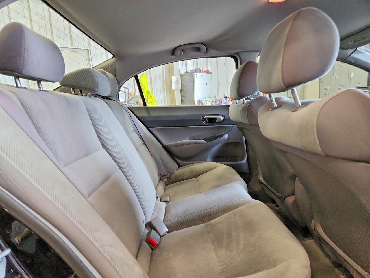 2010 HONDA CIVIC LX photo 28