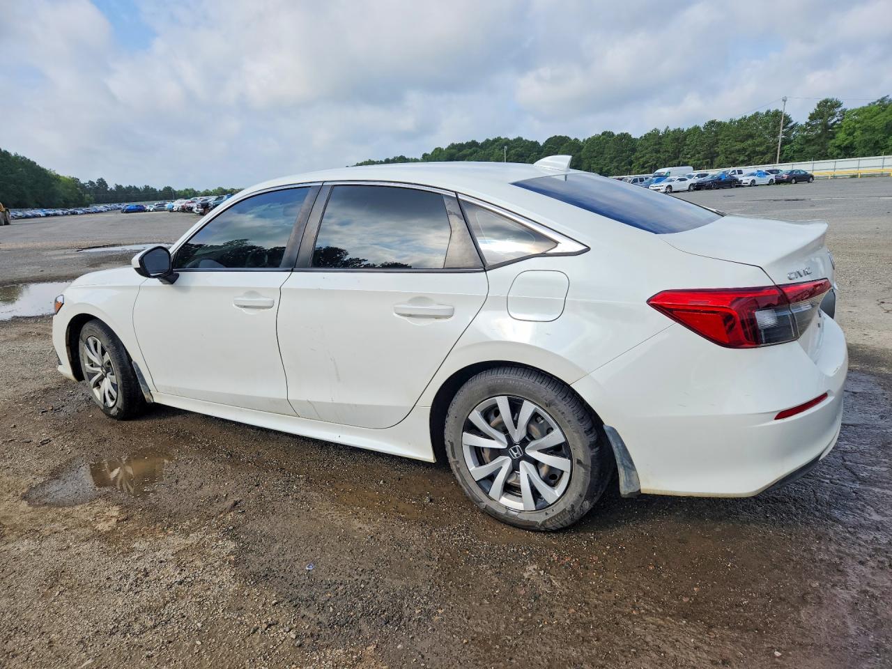 2024 HONDA CIVIC LX photo 3
