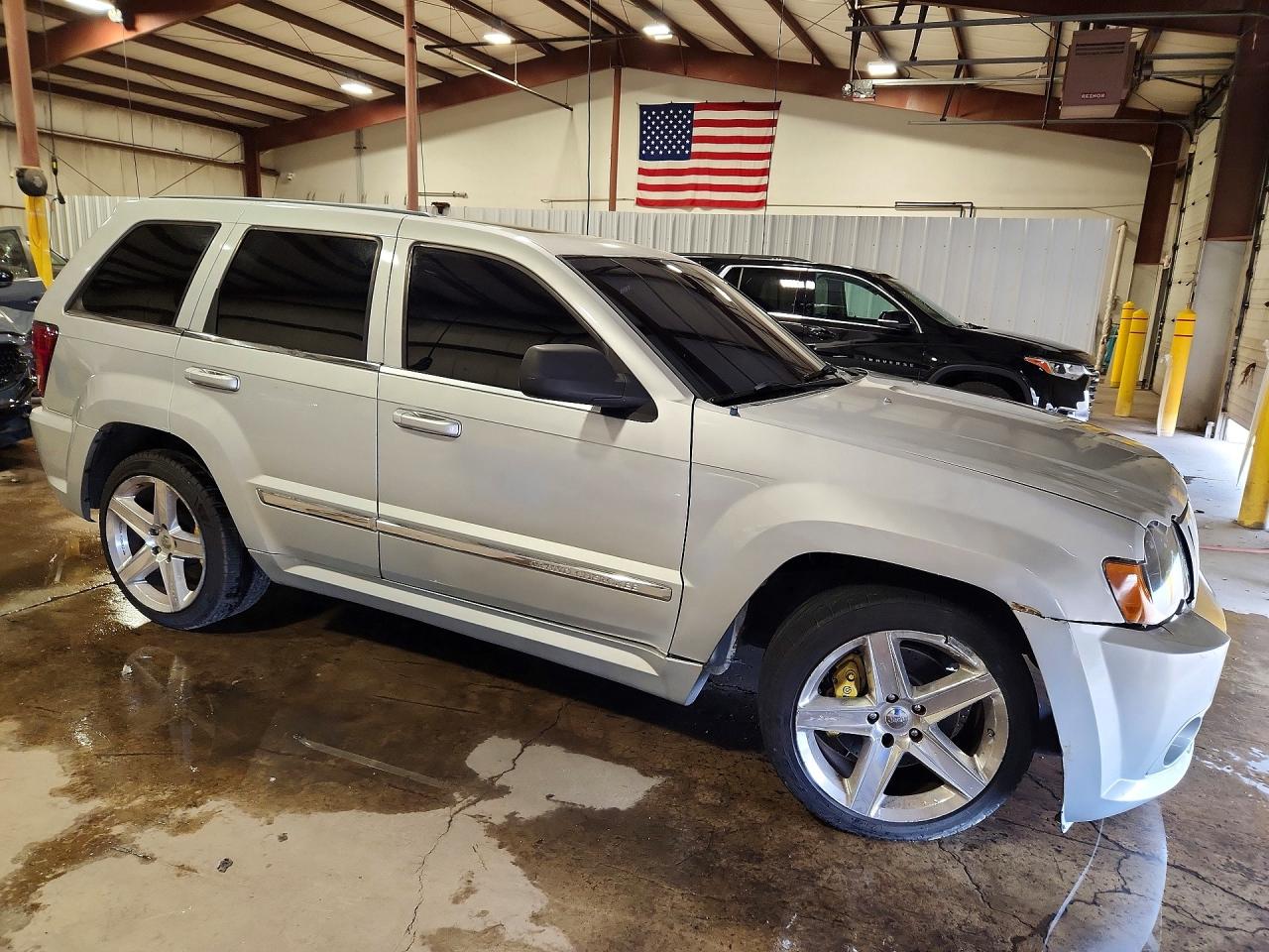 2008 JEEP GRAND CHEROKEE SRT-8 photo 7