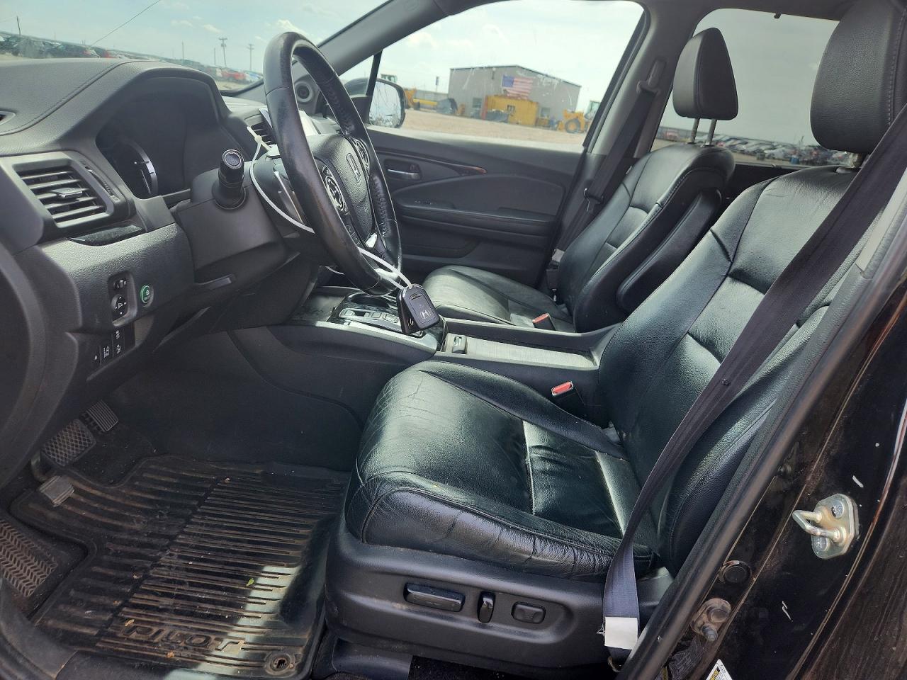 2016 HONDA PILOT TOURING photo 7