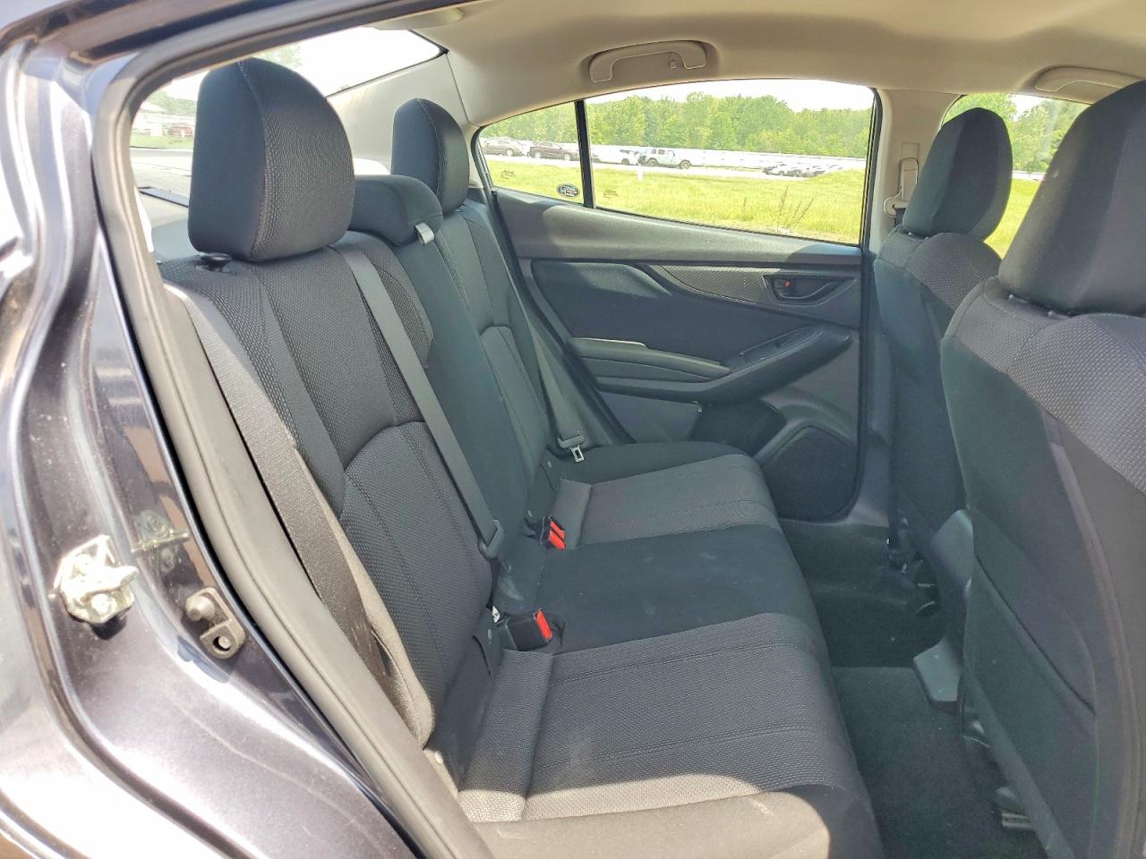2017 SUBARU IMPREZA photo 19
