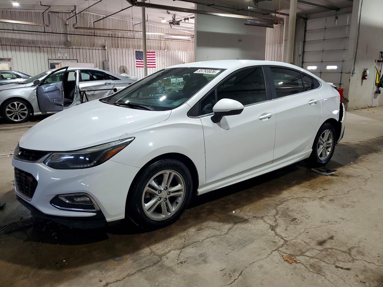 2017 CHEVROLET CRUZE