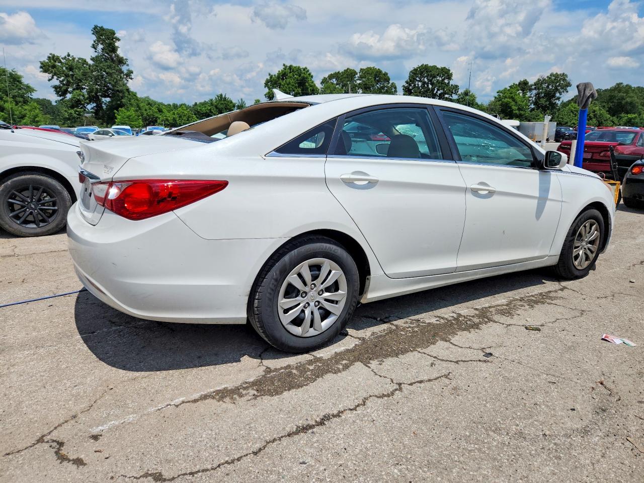 2011 HYUNDAI SONATA GLS photo 5