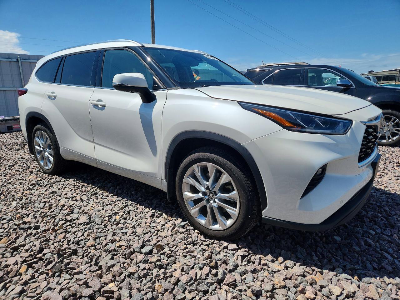 2021 TOYOTA HIGHLANDER LIMITED photo 7