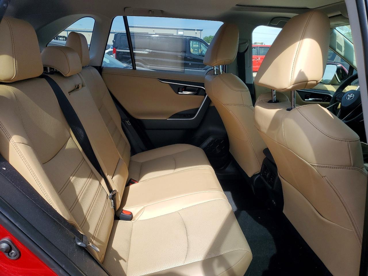 2025 TOYOTA RAV4 LIMITED photo 19