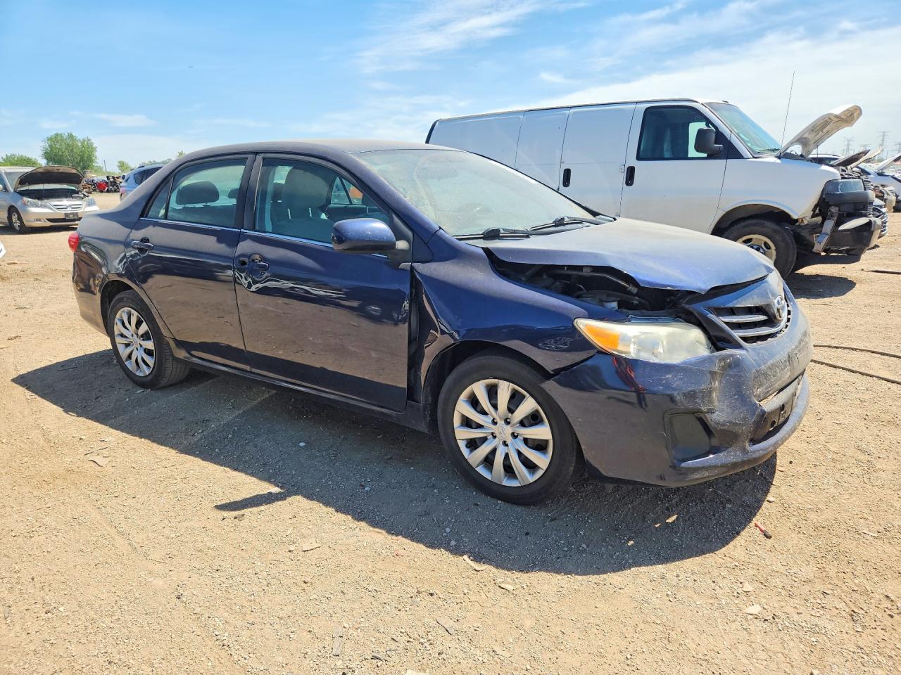 2013 TOYOTA COROLLA LE photo 7