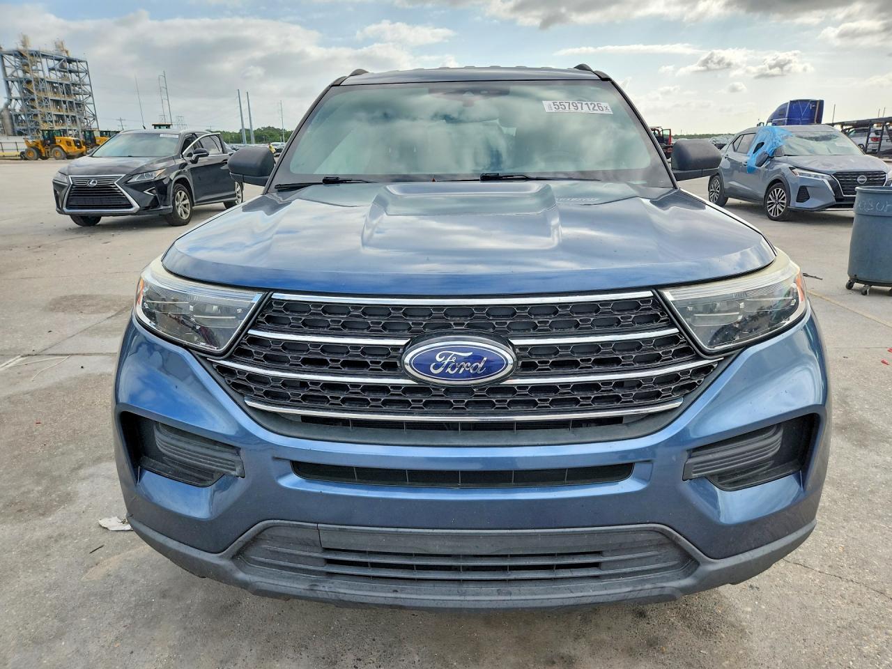 2020 FORD EXPLORER XLT photo 9