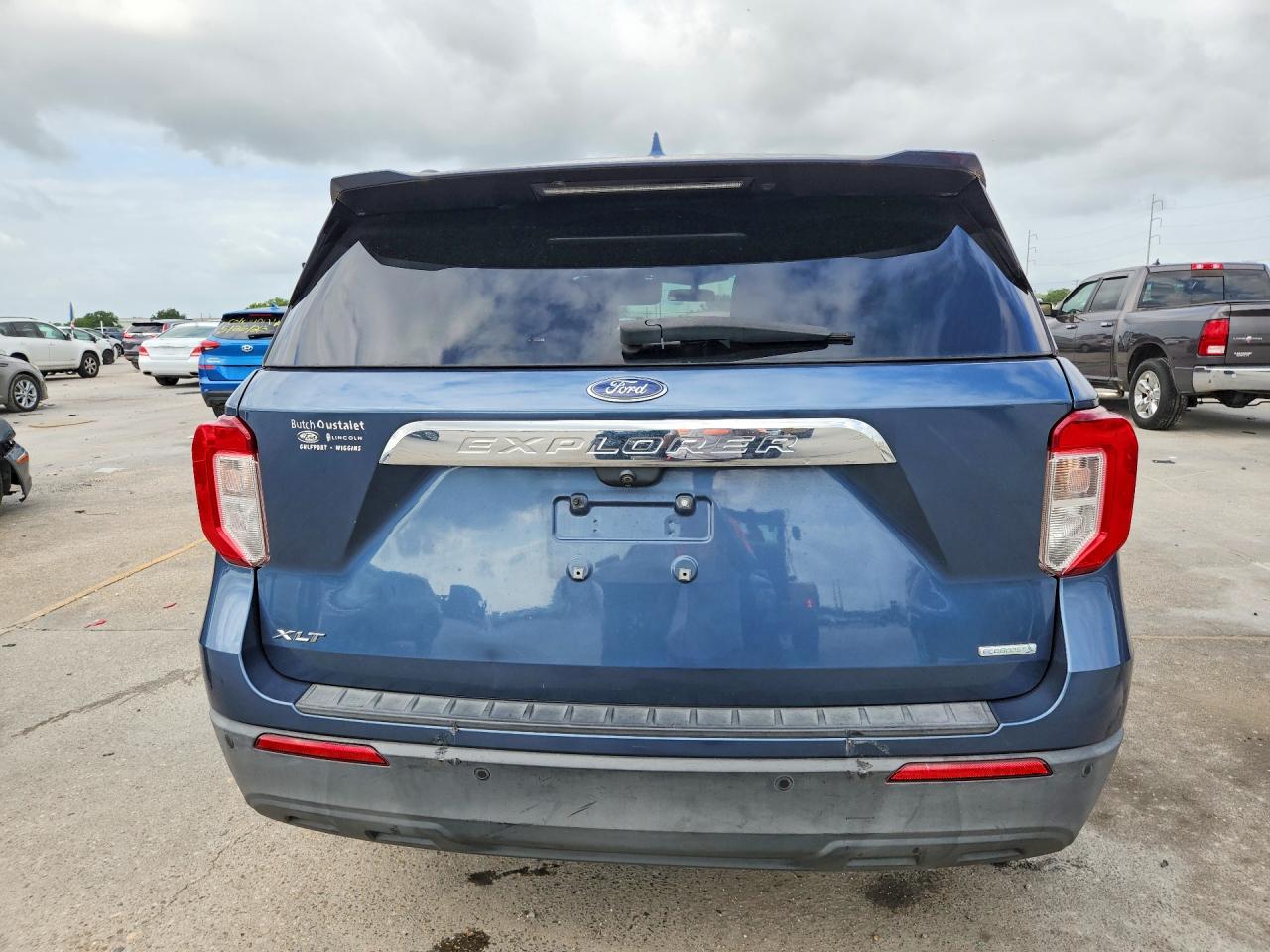 2020 FORD EXPLORER XLT photo 11