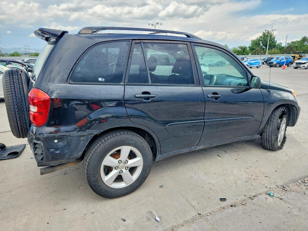 2004 TOYOTA RAV4 BASE photo 7