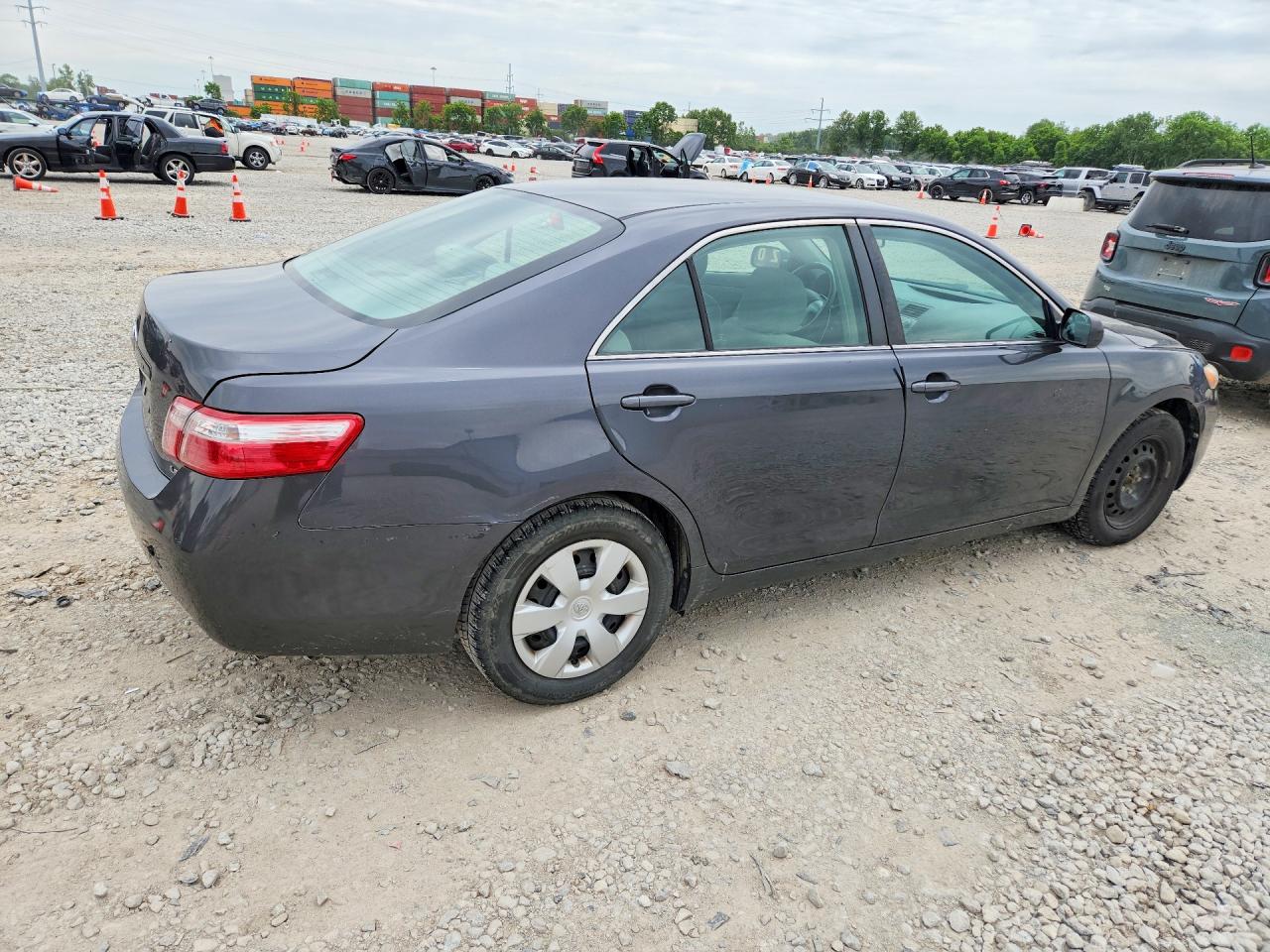 2009 TOYOTA CAMRY LE photo 7