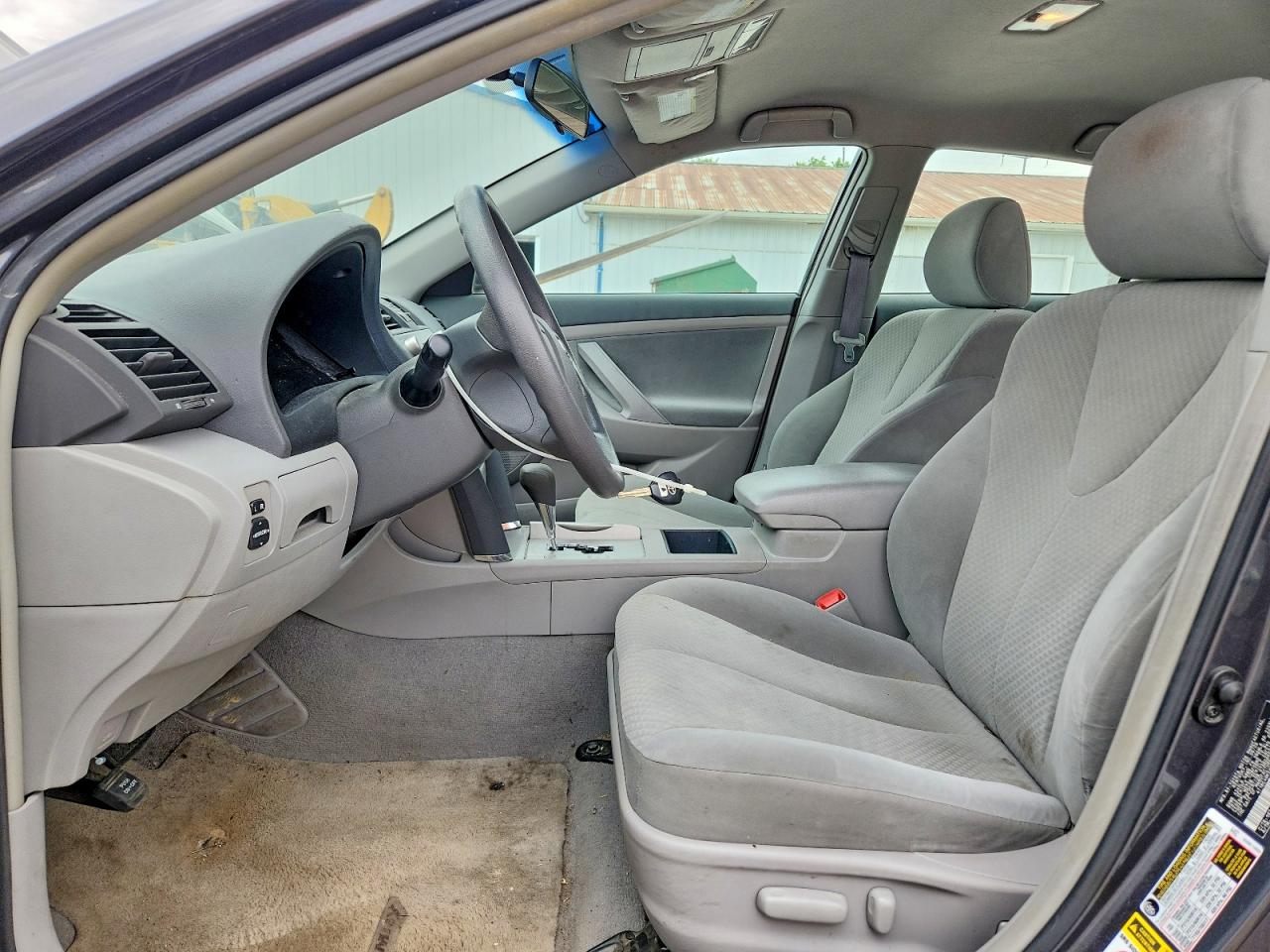 2009 TOYOTA CAMRY LE photo 19
