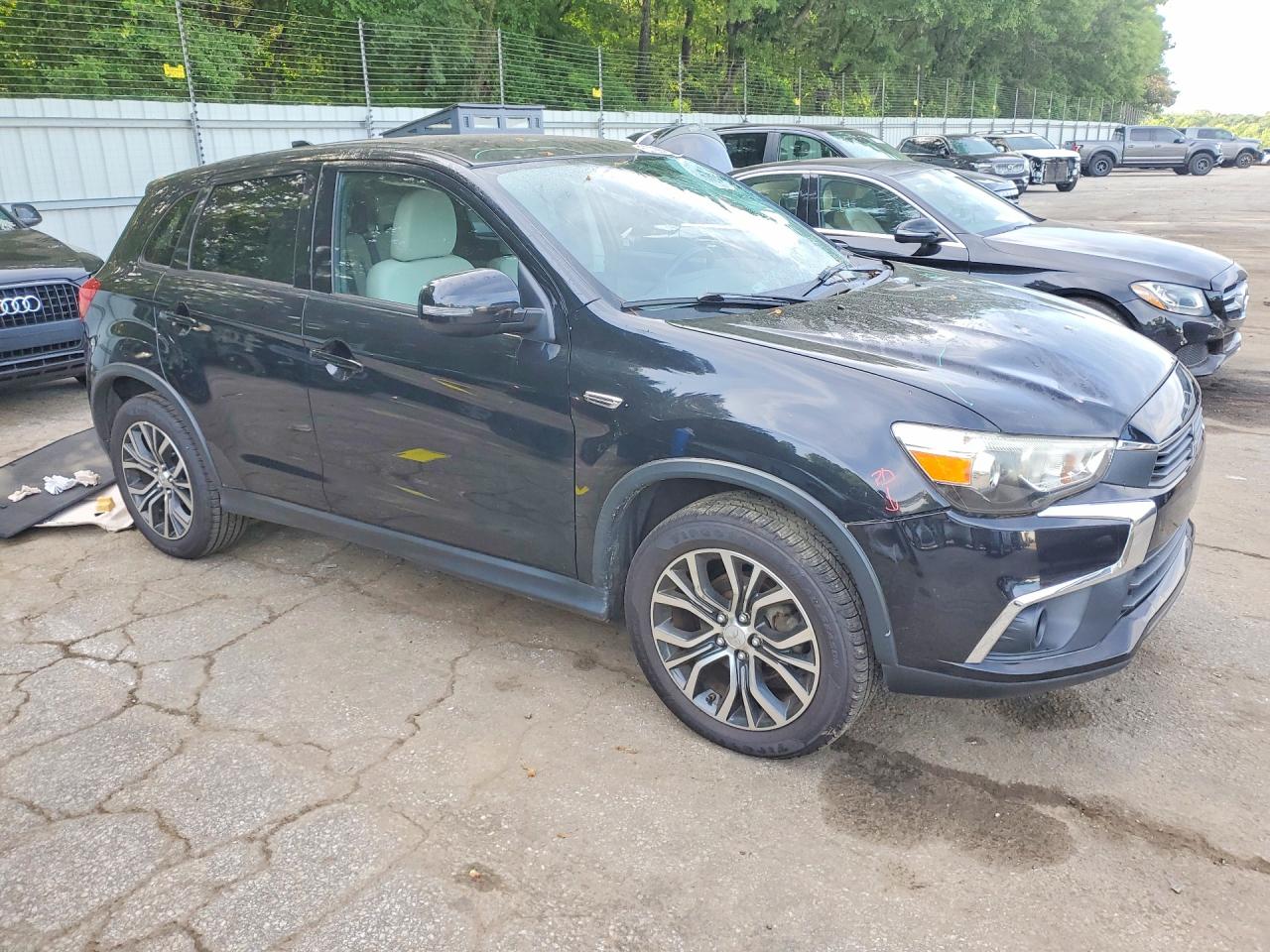 2017 MITSUBISHI OUTLANDER SPORT ES photo 7