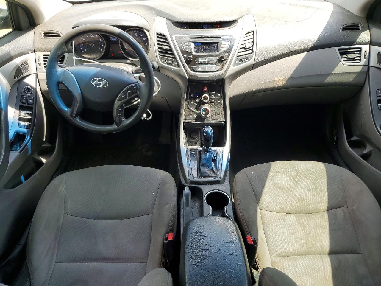 2015 HYUNDAI ELANTRA SE photo 22