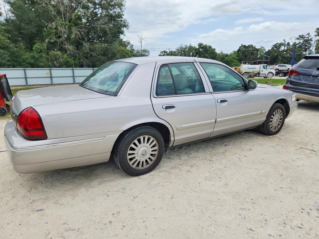 2007 MERCURY GRAND MARQUIS LS photo 5