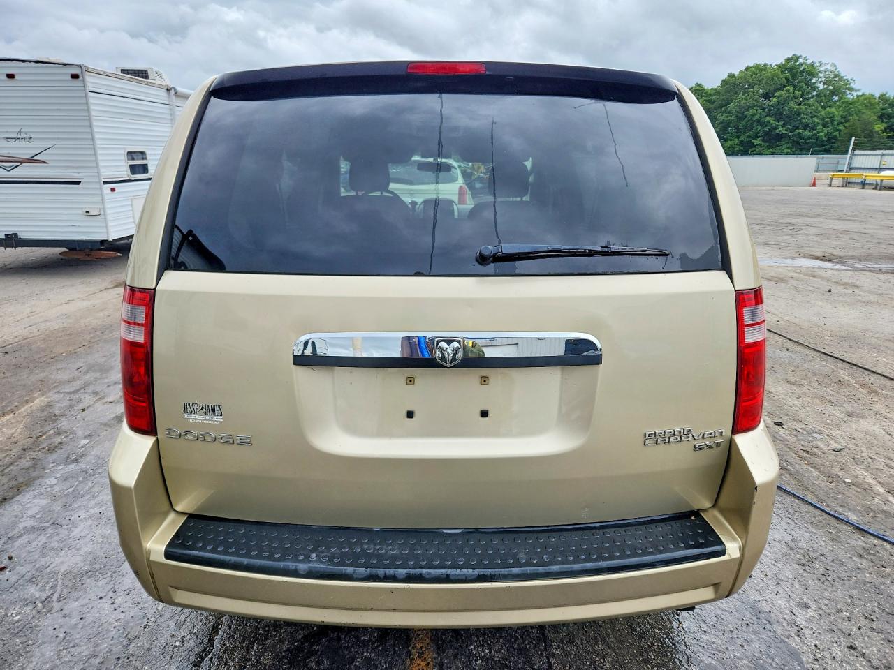 2010 DODGE GRAND CARAVAN SXT photo 11