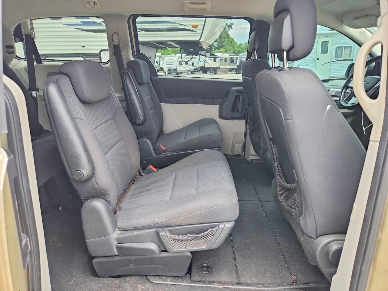 2010 DODGE GRAND CARAVAN SXT photo 21