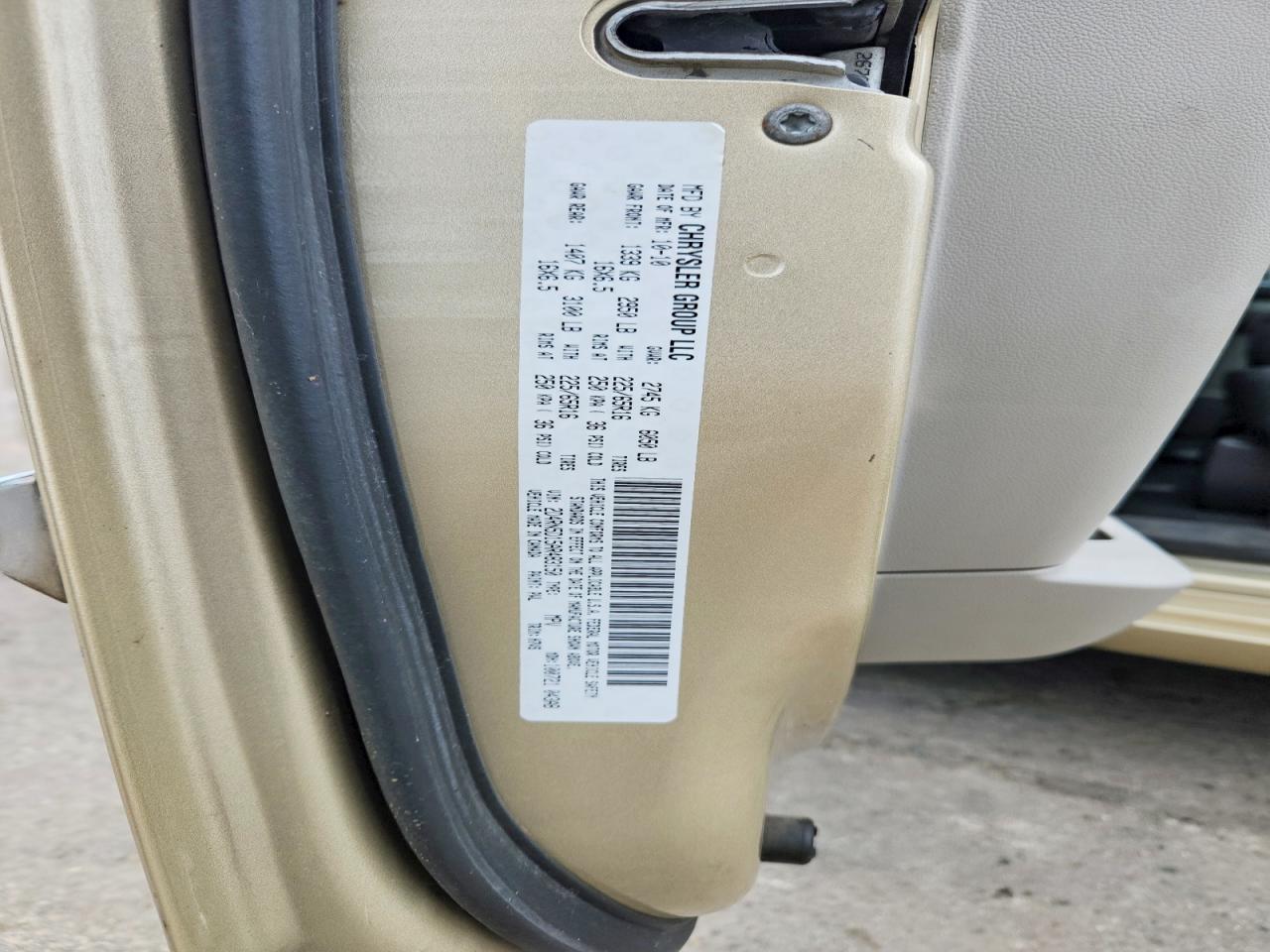 2010 DODGE GRAND CARAVAN SXT photo 25