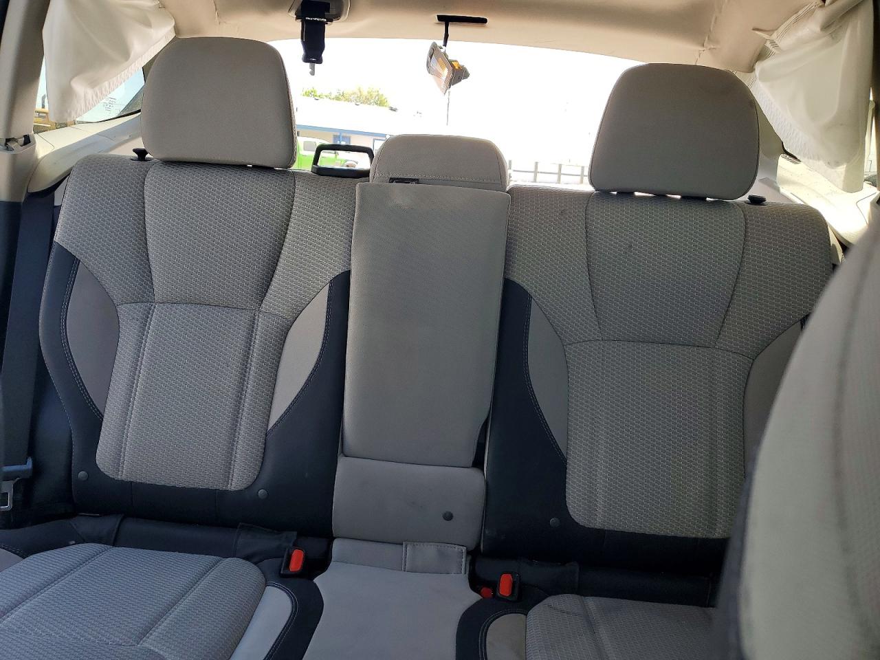 2019 SUBARU FORESTER photo 28