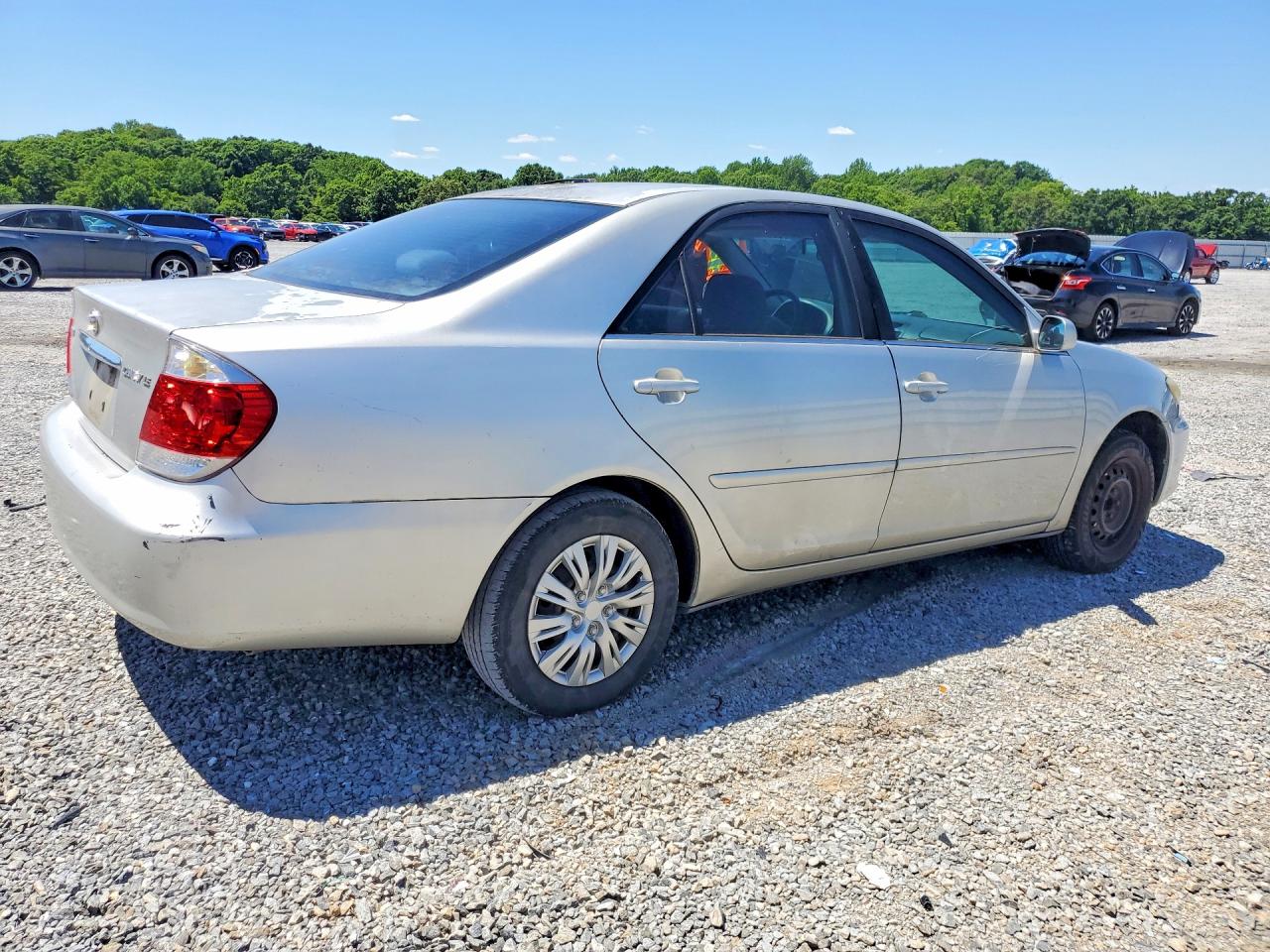 2005 TOYOTA CAMRY LE photo 5