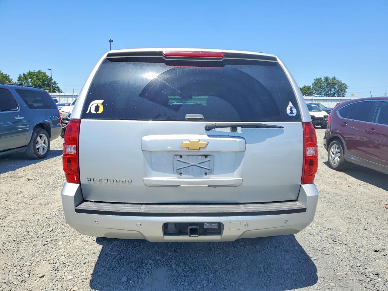 2013 CHEVROLET SUBURBAN C1500 LT photo 11