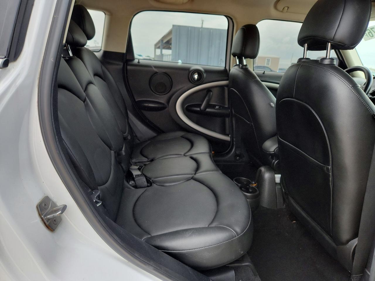 2016 MINI COOPER COUNTRYMAN photo 28