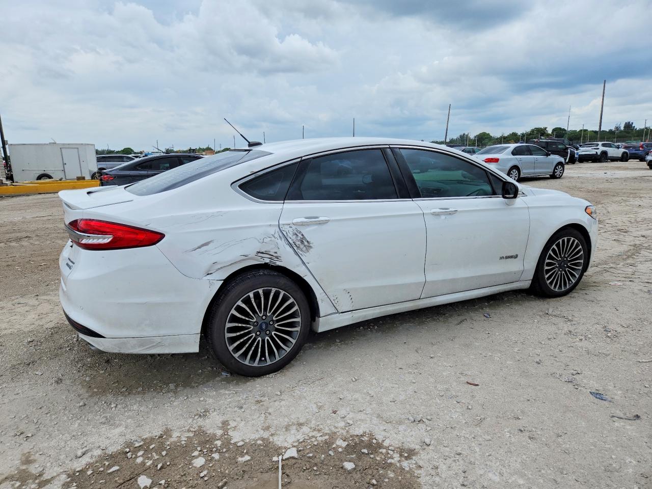 2017 FORD FUSION TITANIUM HEV photo 5