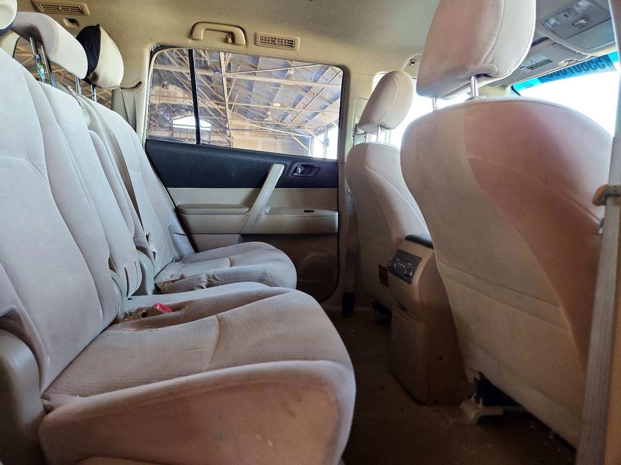 2009 TOYOTA HIGHLANDER BASE photo 11