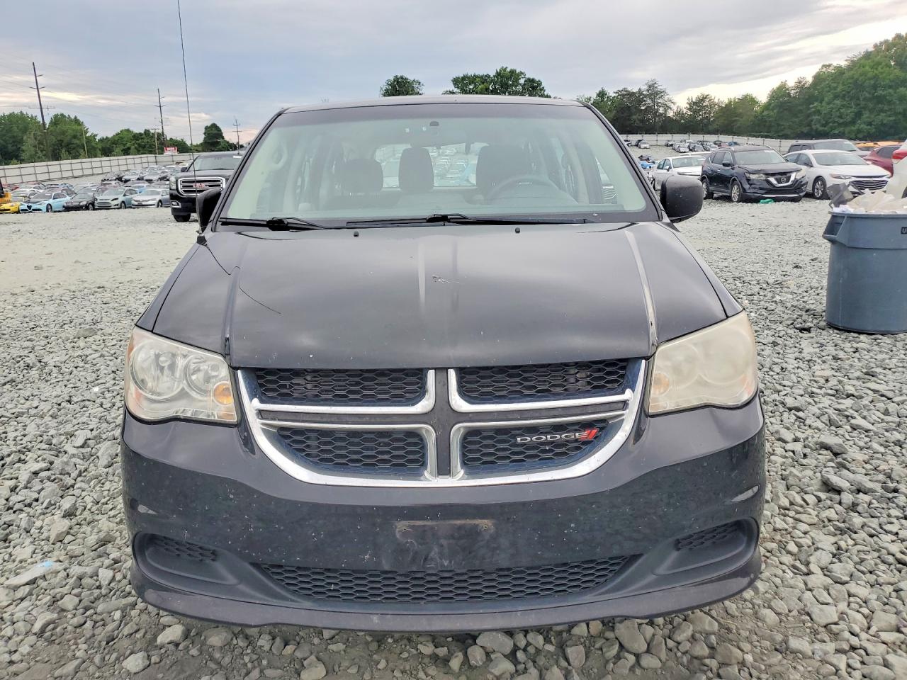 2015 DODGE GRAND CARAVAN SE photo 5
