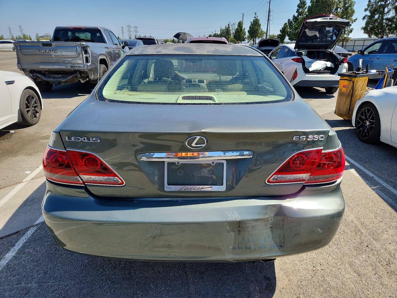 2005 LEXUS ES 330 photo 16