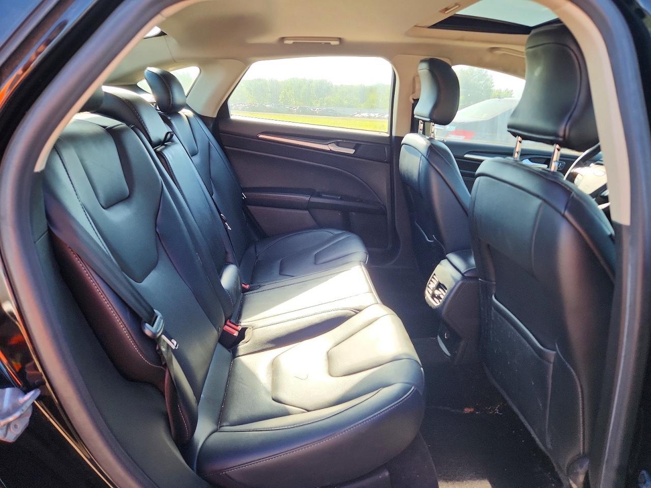 2017 FORD FUSION TITANIUM photo 28