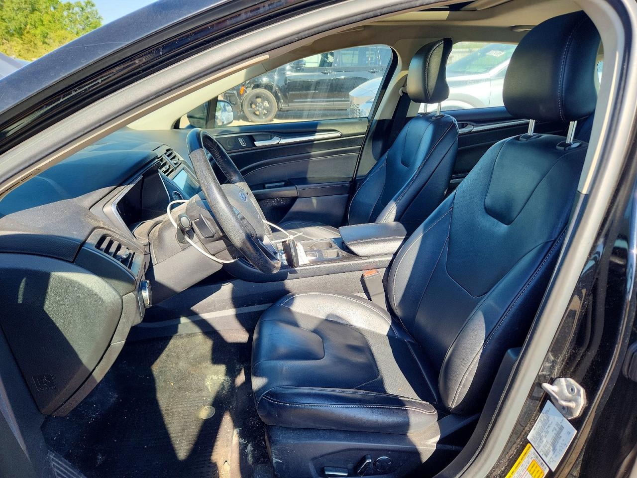 2017 FORD FUSION TITANIUM photo 19