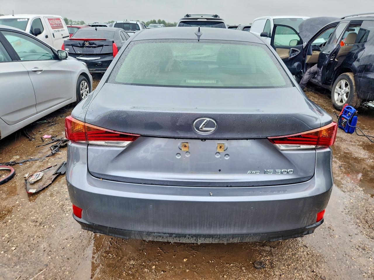 2017 LEXUS IS 300 photo 16
