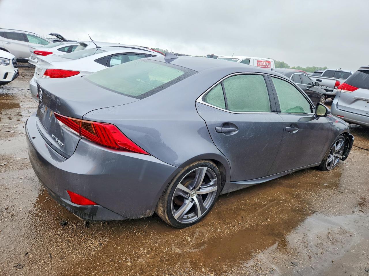 2017 LEXUS IS 300 photo 7