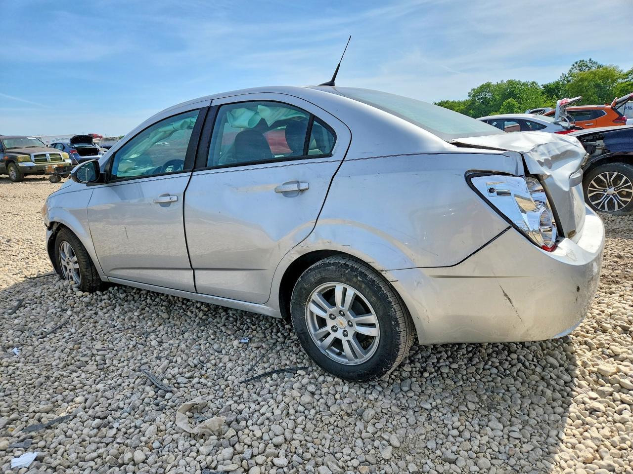 2012 CHEVROLET SONIC LS photo 3
