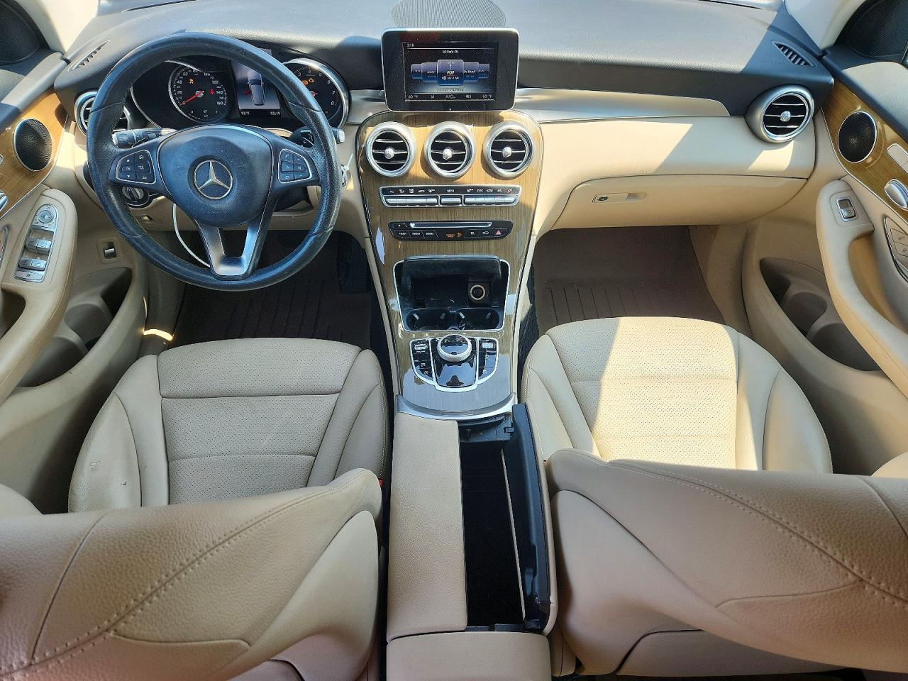 2018 MERCEDES-BENZ GLC 300 photo 15