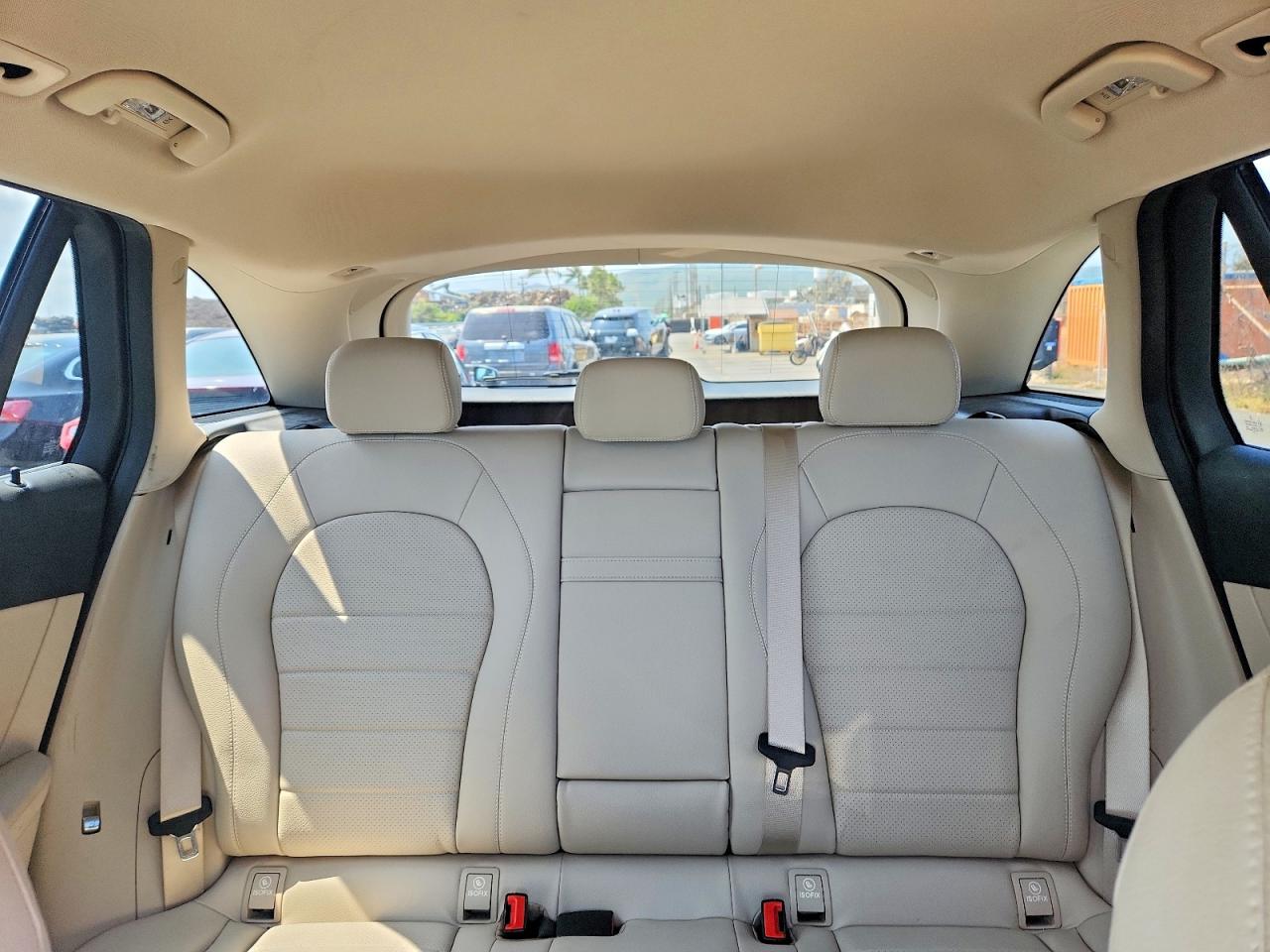2018 MERCEDES-BENZ GLC 300 photo 19