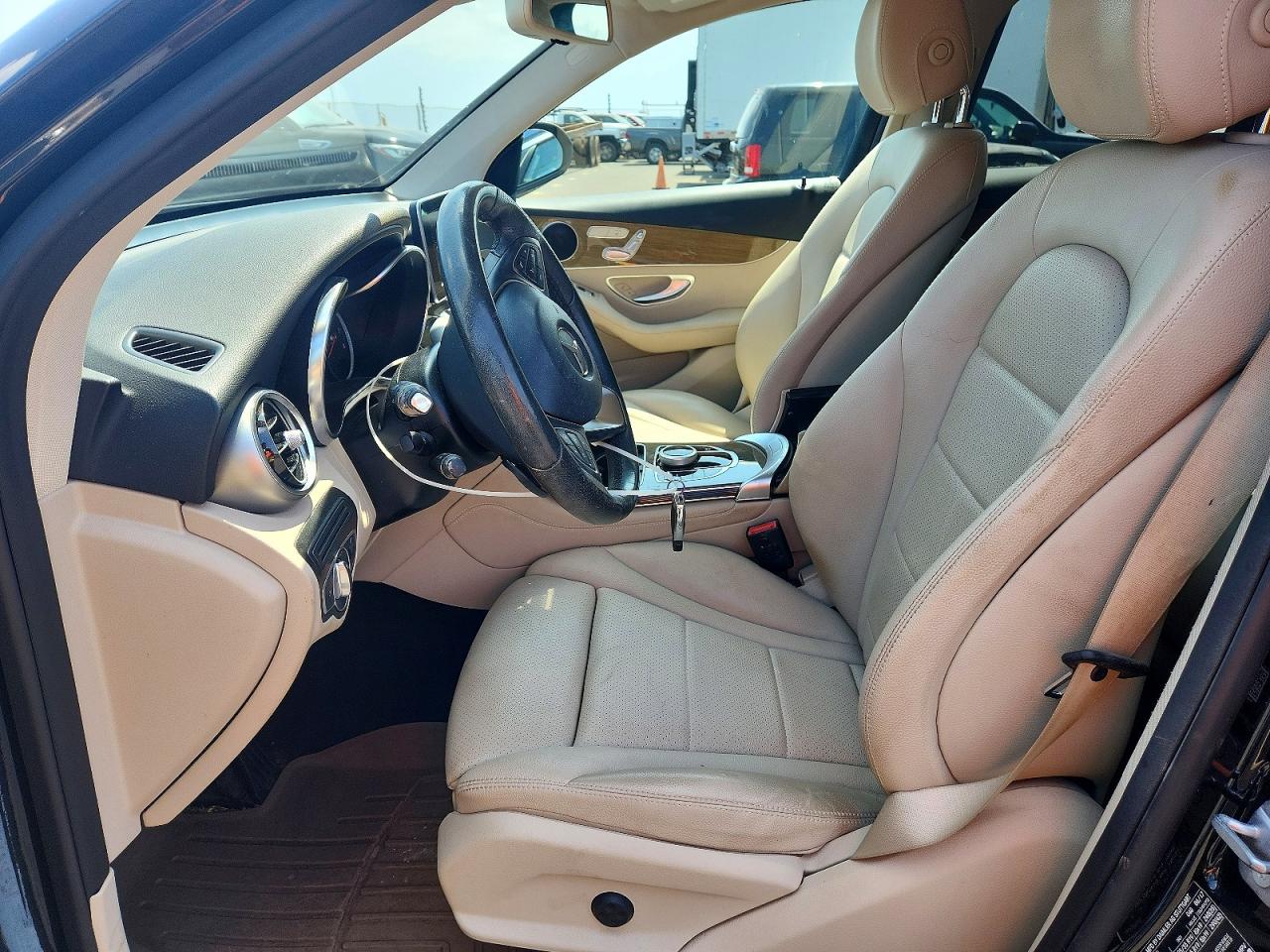 2018 MERCEDES-BENZ GLC 300 photo 13