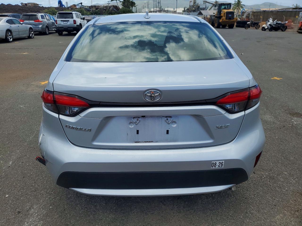 2022 TOYOTA COROLLA XLE photo 11