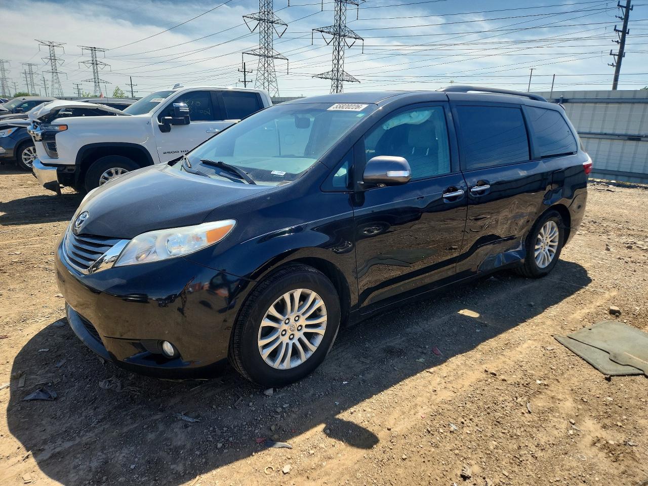 2015 TOYOTA SIENNA