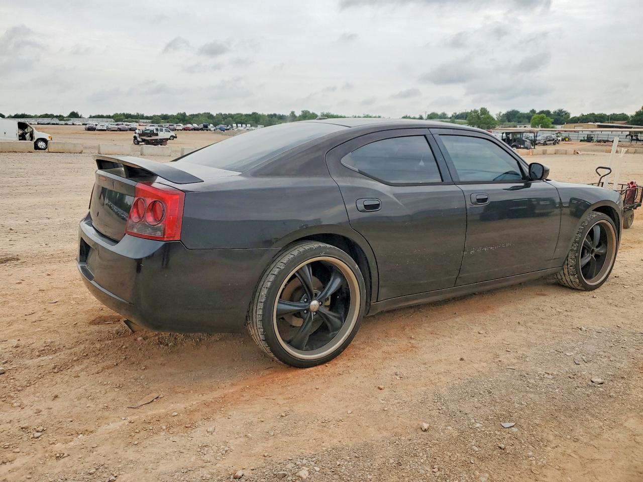 2010 DODGE CHARGER SXT photo 3