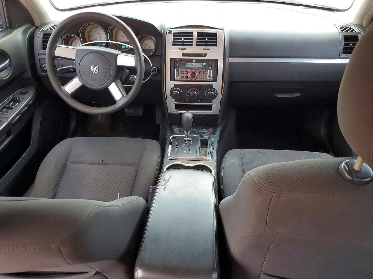 2010 DODGE CHARGER SXT photo 8