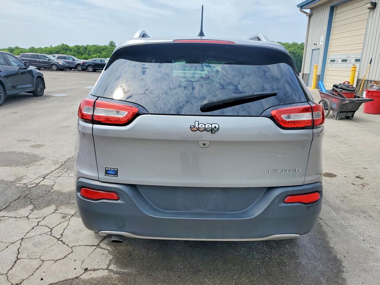 2016 JEEP CHEROKEE LIMITED photo 6