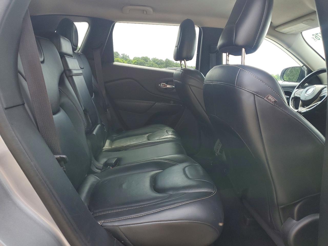 2016 JEEP CHEROKEE LIMITED photo 11