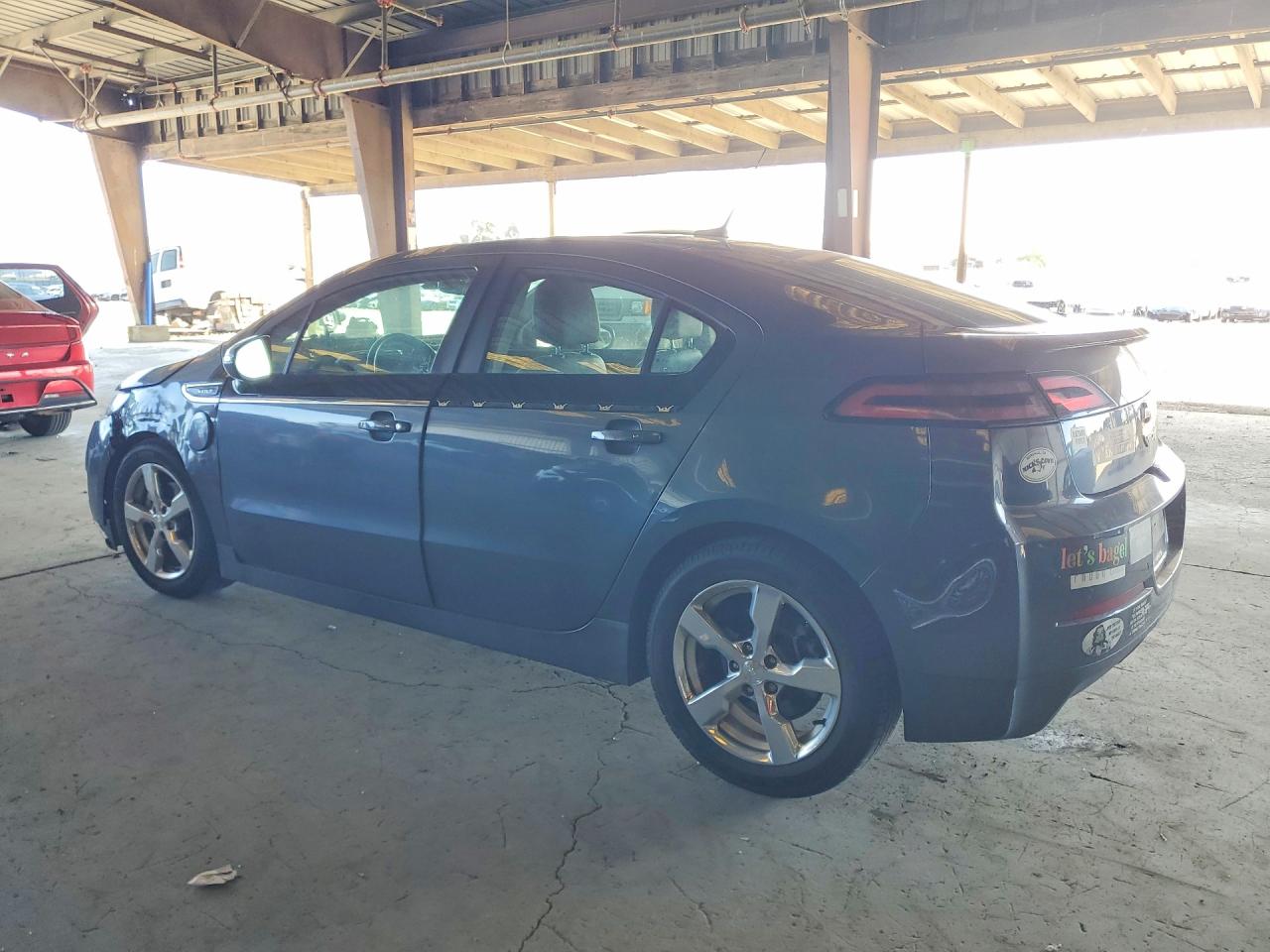 2013 CHEVROLET VOLT photo 4