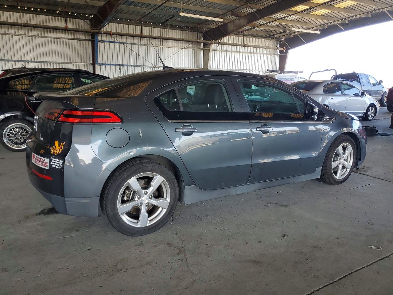 2013 CHEVROLET VOLT photo 7