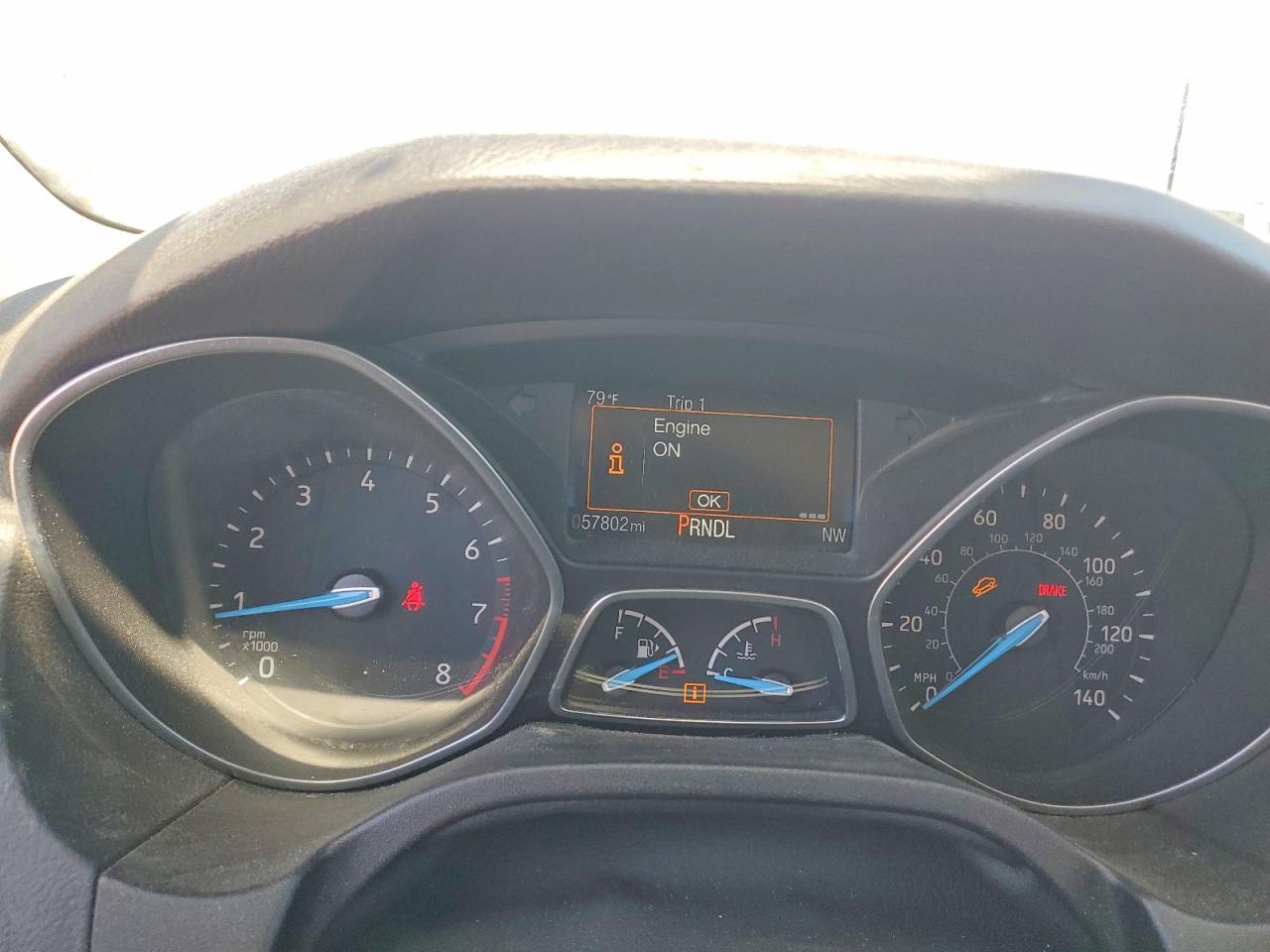 2015 FORD FOCUS SE photo 17