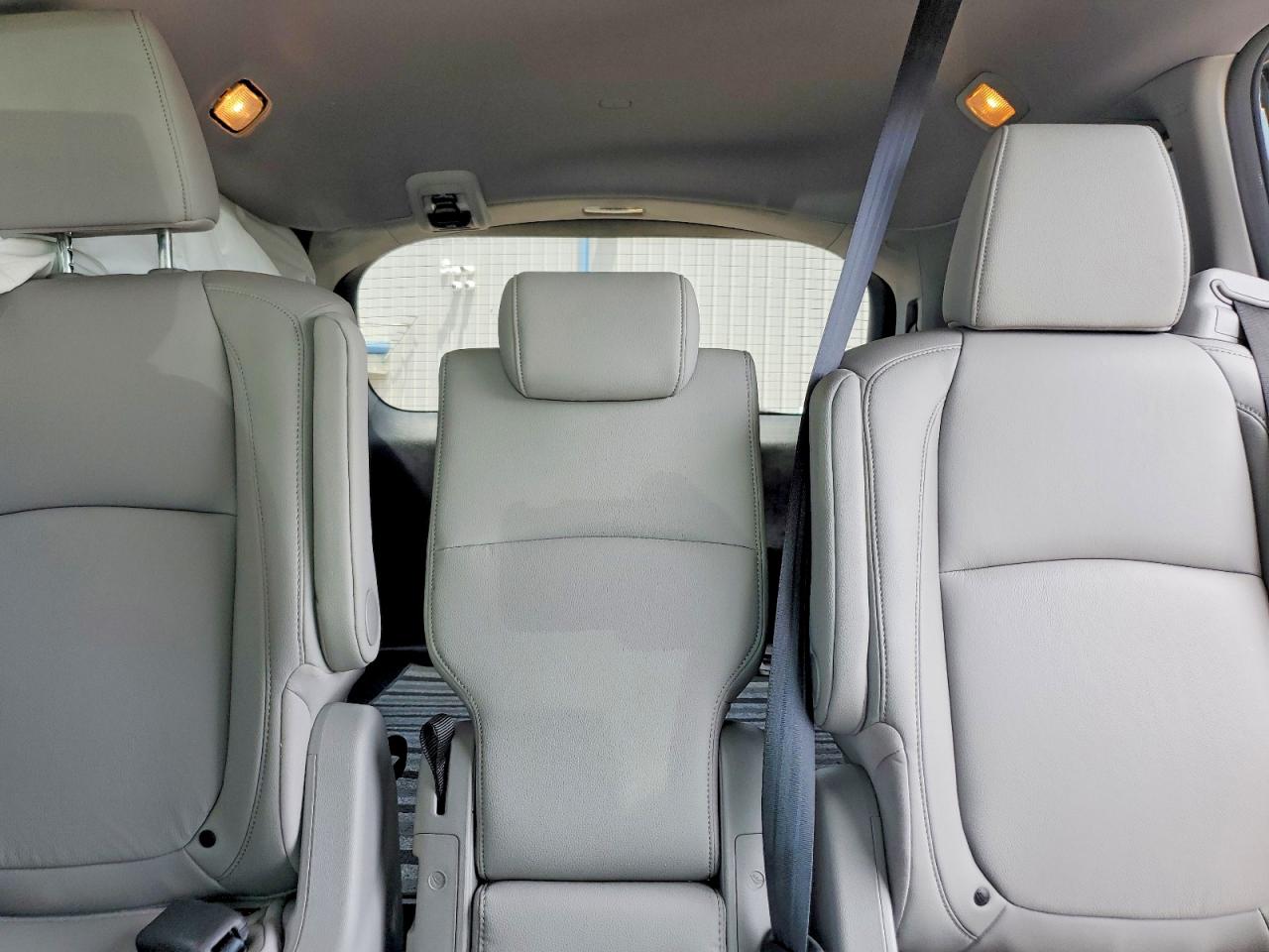2019 HONDA ODYSSEY EXL photo 19